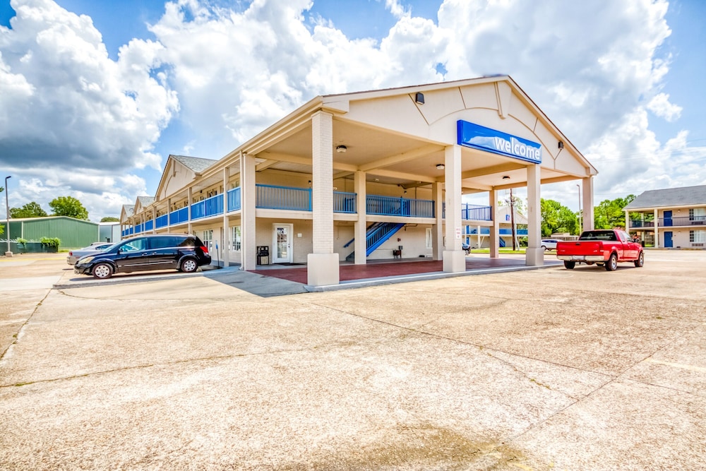 OYO Hotel Baton Rouge East I-12 Louisiana in BATON ROUGE - LA