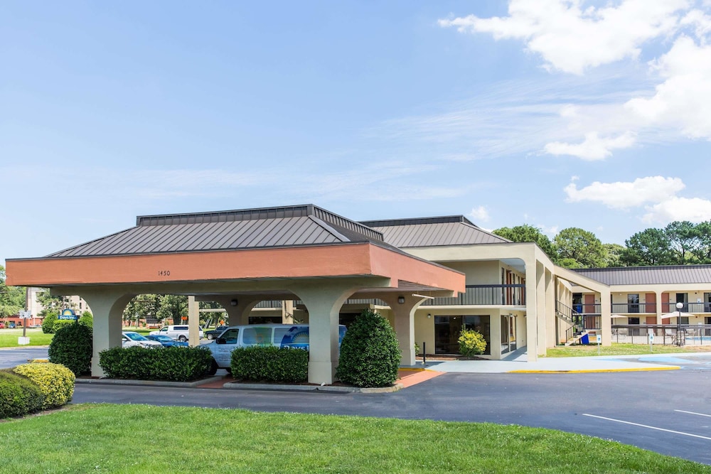 Days Inn by Wyndham Norfolk Airport 1/18