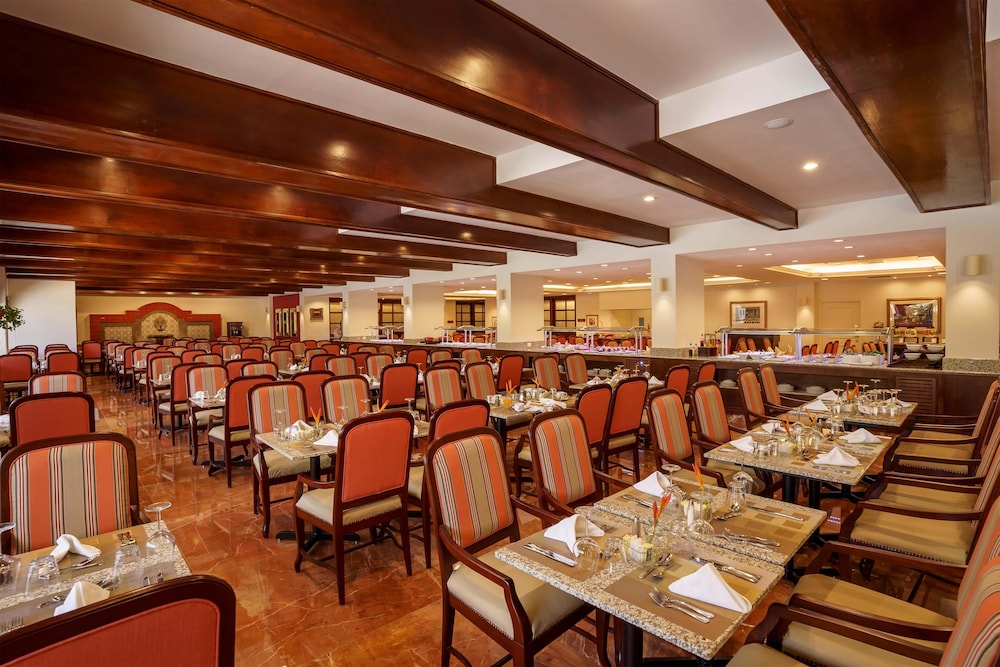 Barcelo Guatemala City 49/70