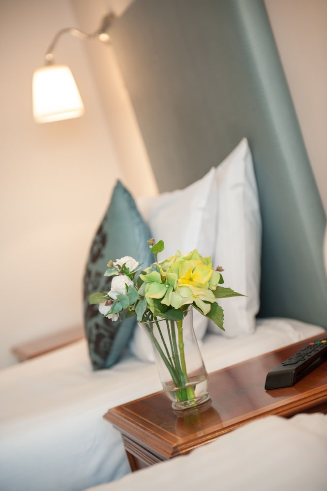 The Minster Hotel York 17/24