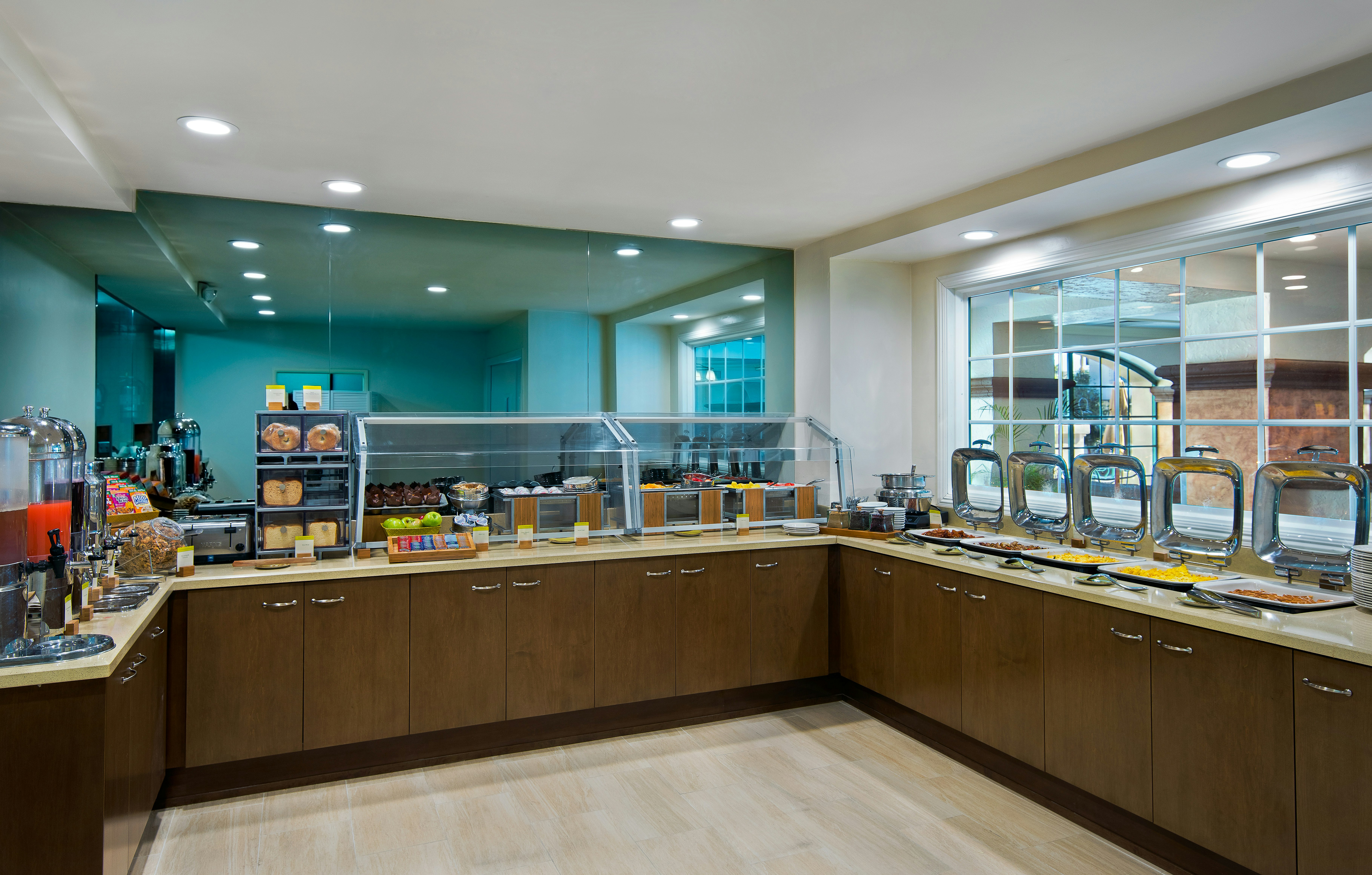 DOUBLETREE BY HILTON SAN PEDRO - PORT OF LOS ANGELES 59/65
