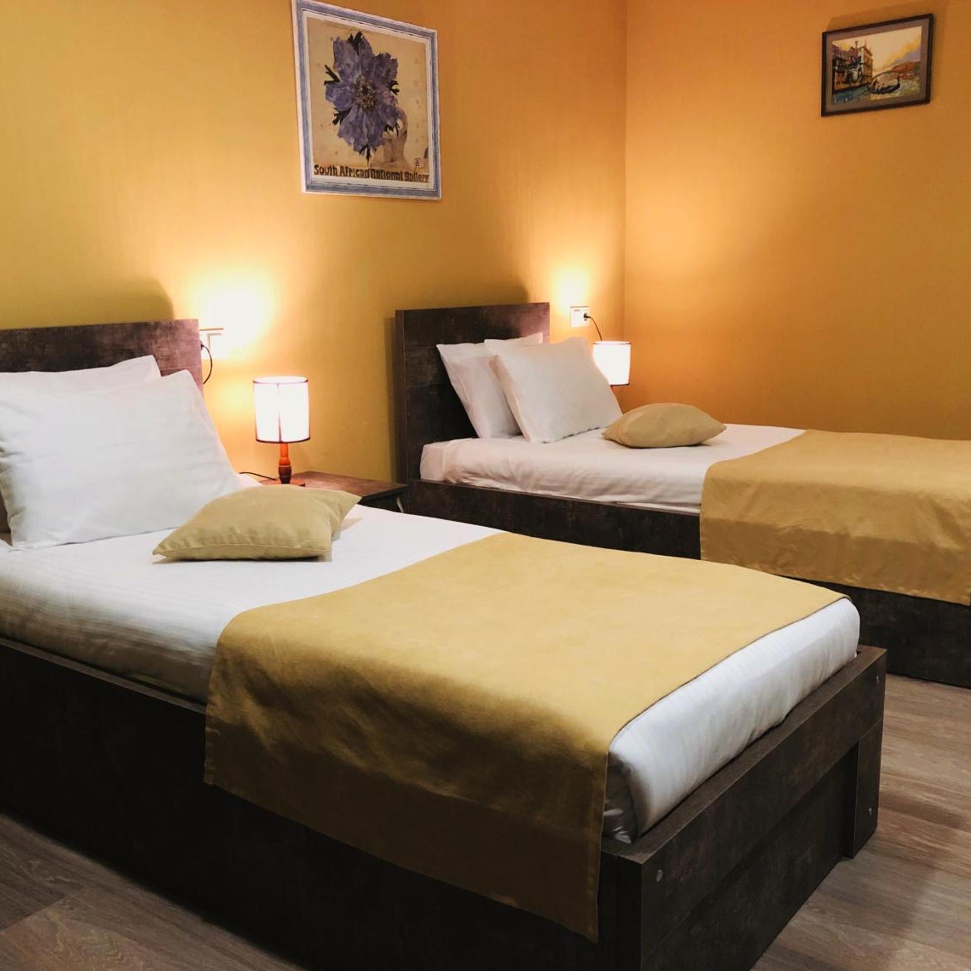 STANDARD, TWIN BEDS