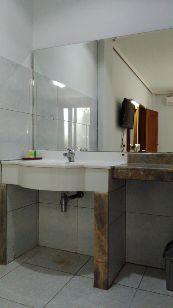 Athaya Hotel Kendari 10/51