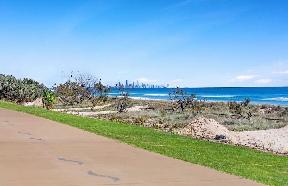 OCEANSIDE RESORT 47/58