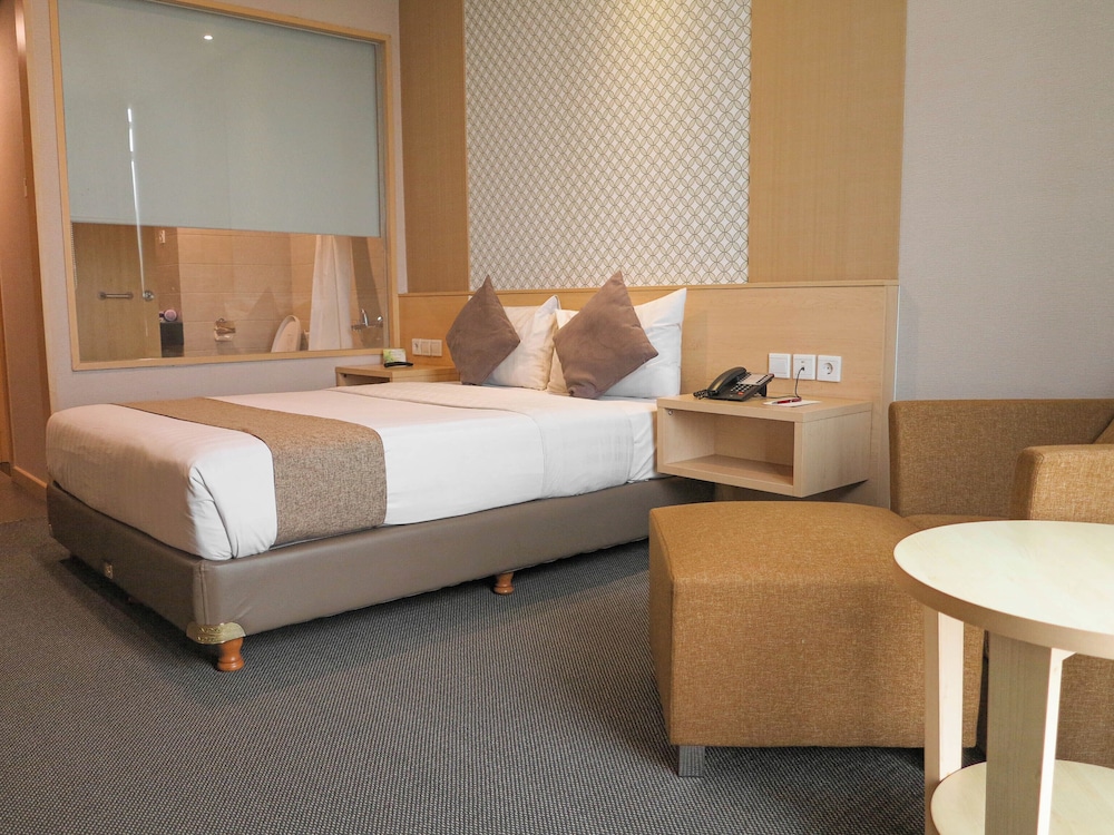 Gtv Hotel And Service Apartment 26/54