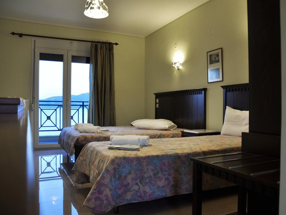 Ariadnes Holiday Accommodation I 13/50