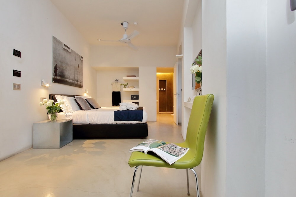 Urben Suites Apartments Design 4/42