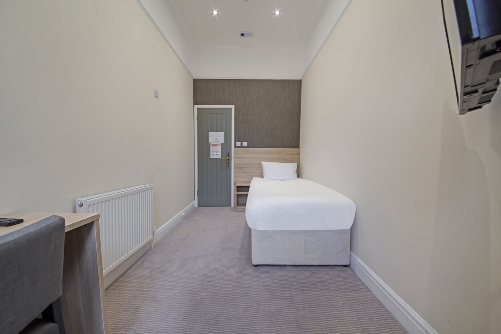 OYO 24 Sussex London Paddington 50/65