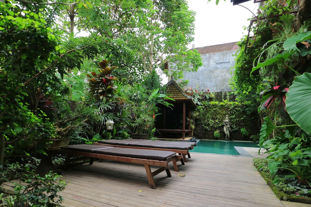 Pering Bungalow 5/60