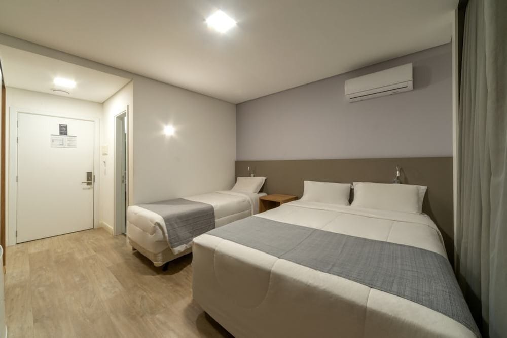 Deluxe, Triple, 1 Double and 1 Single Bed