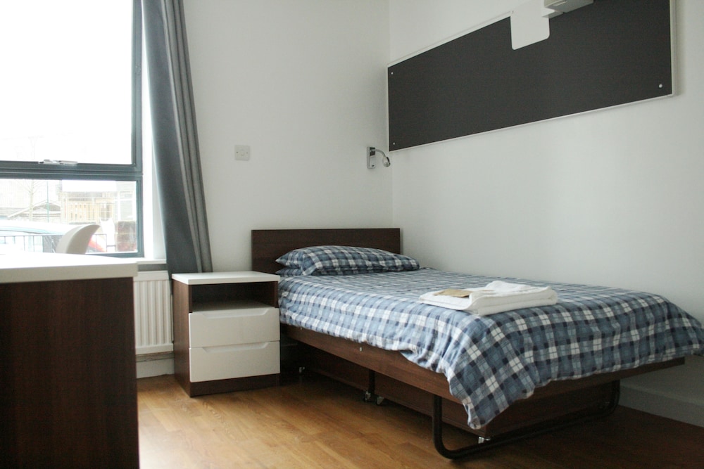 LSE Rosebery Hall 12/50