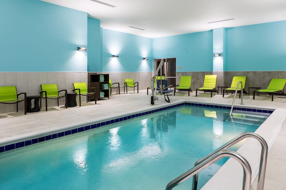 SpringHill Suites Chester 12/46