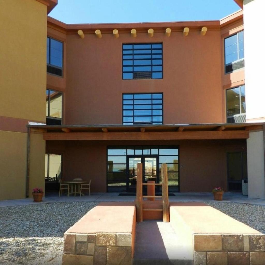Moenkopi Legacy Inn And Suites 7/24