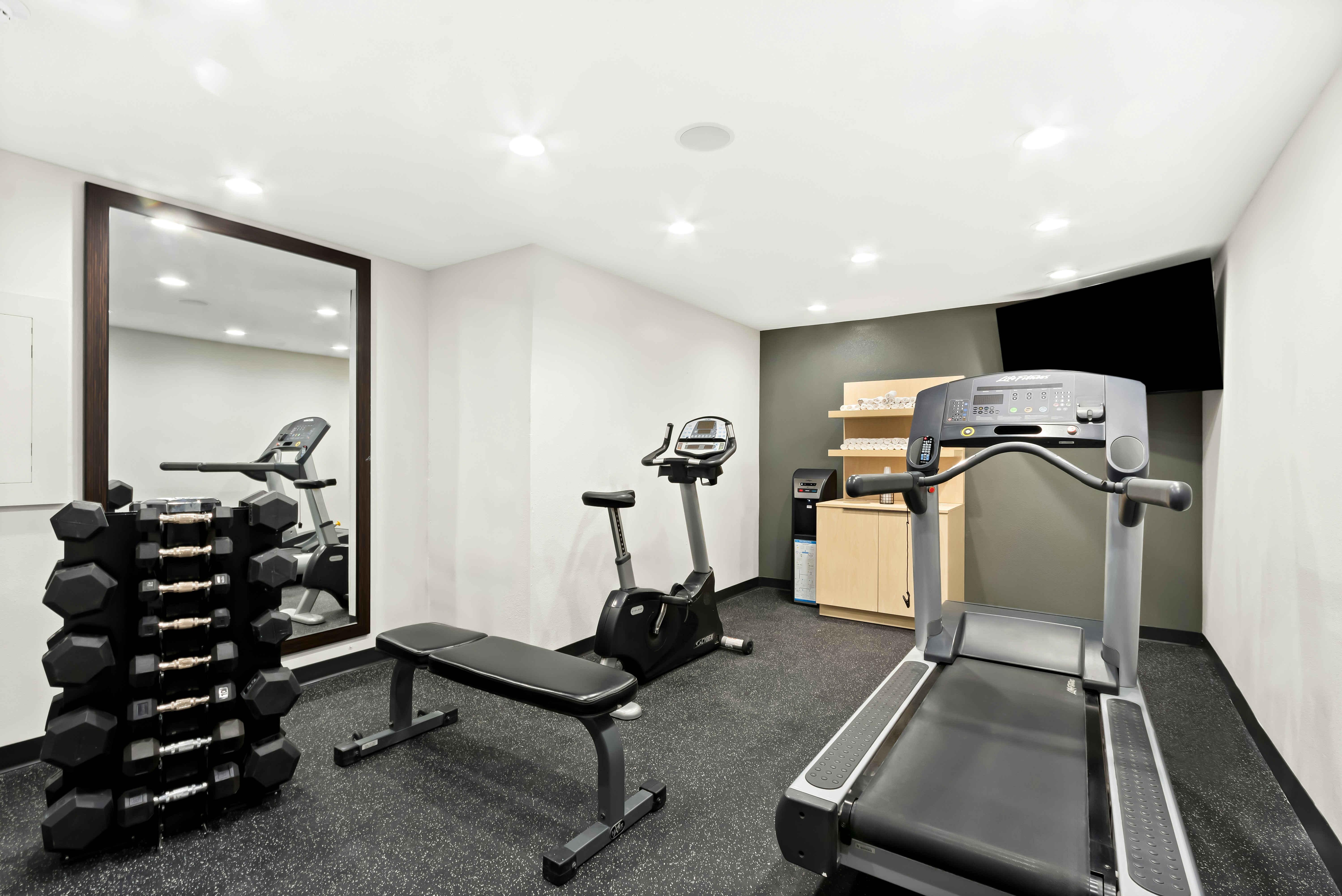 Spark by Hilton Fountain Hills Scottsdale 6/15