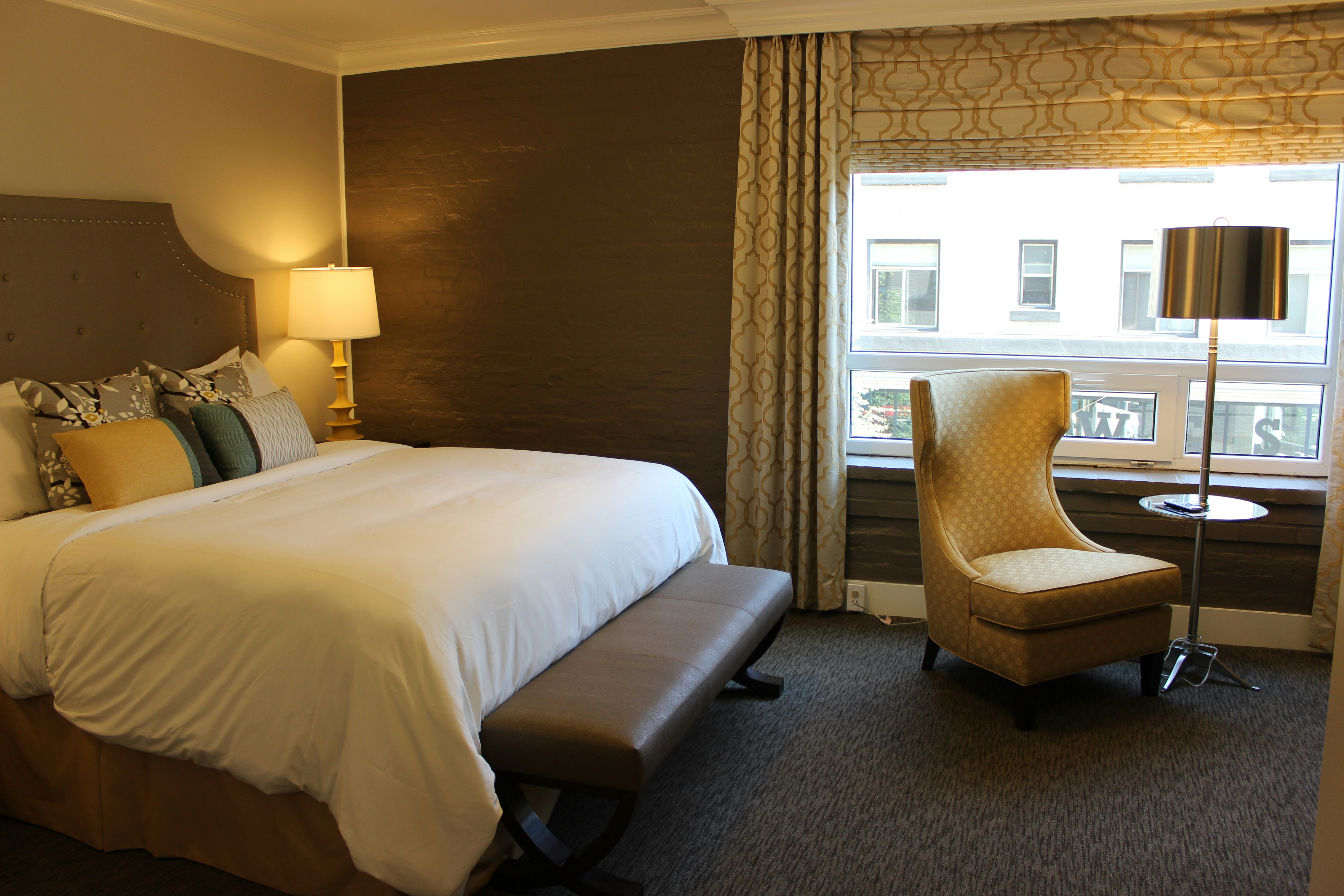 Mark Spencer Hotel 17/50