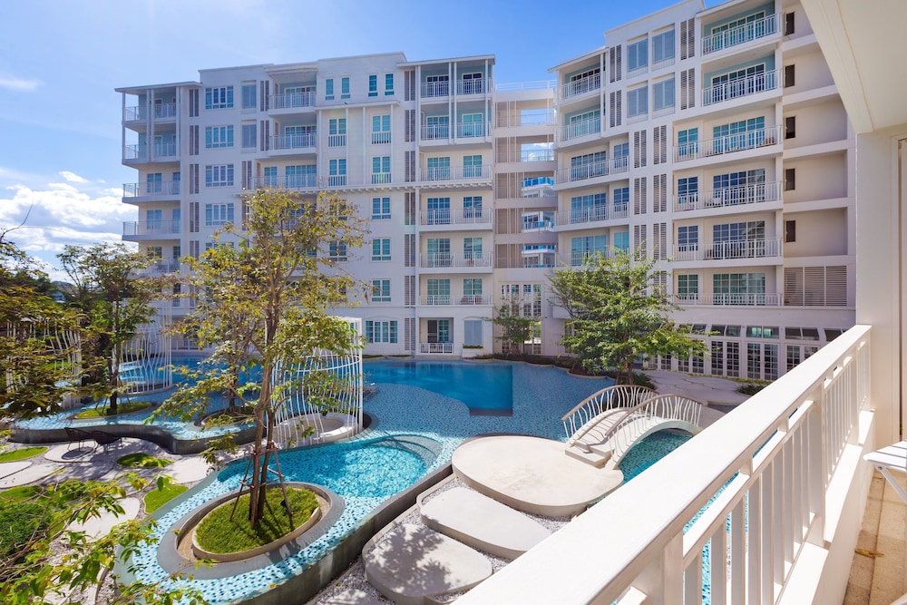 Summer Hua Hin Condominium 8/66