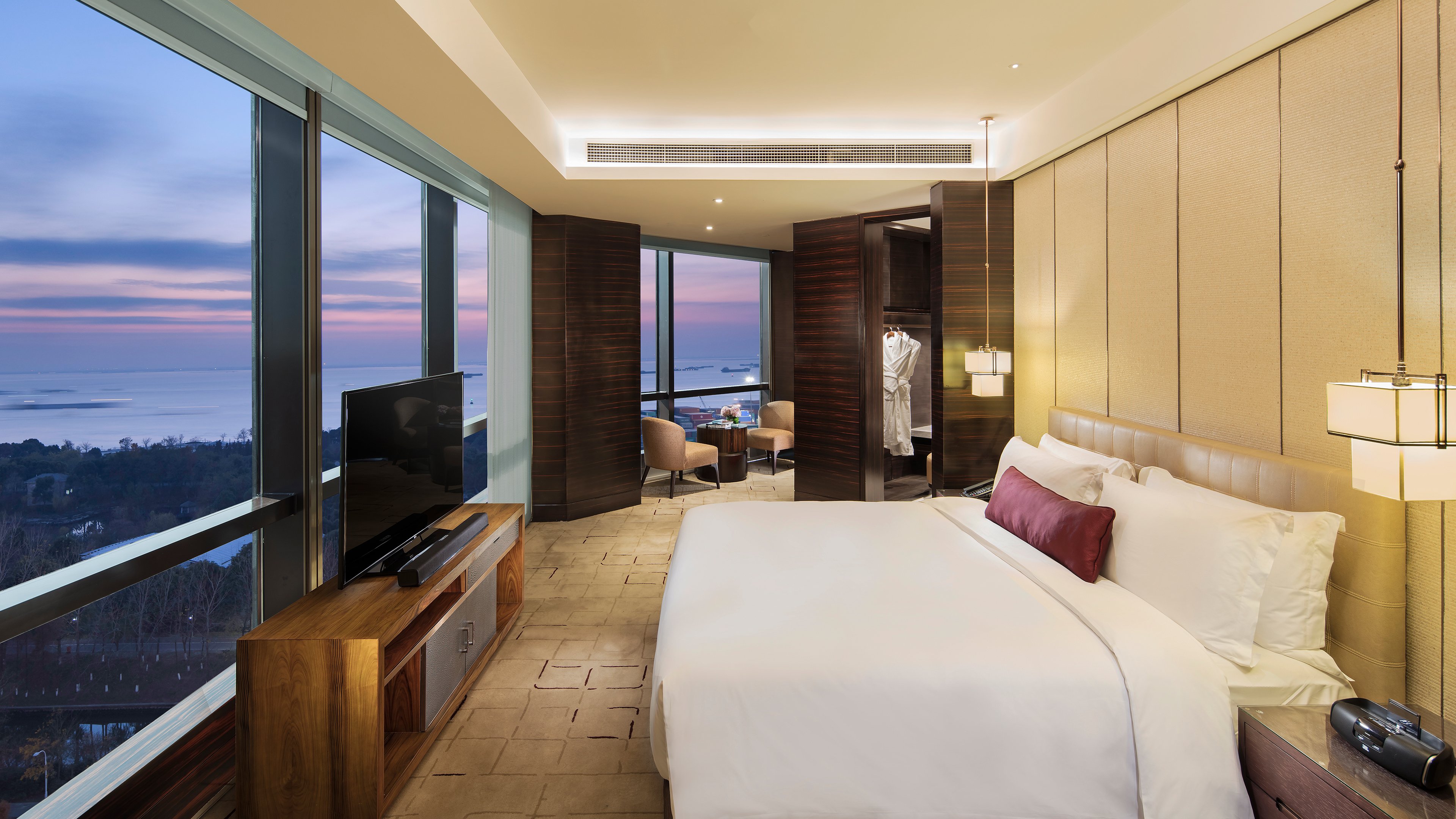Intercontinental Nantong 11/50