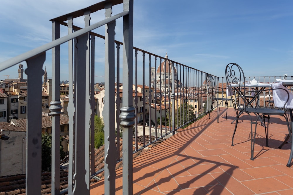 Palazzo Graziani 39/62