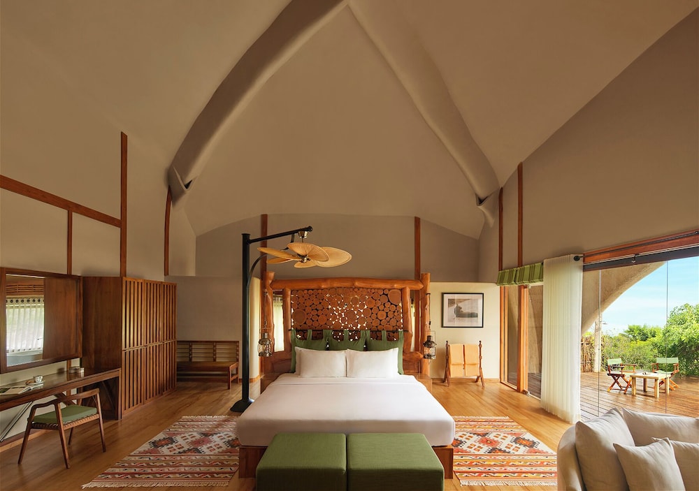 Uga Chena Huts 6/50