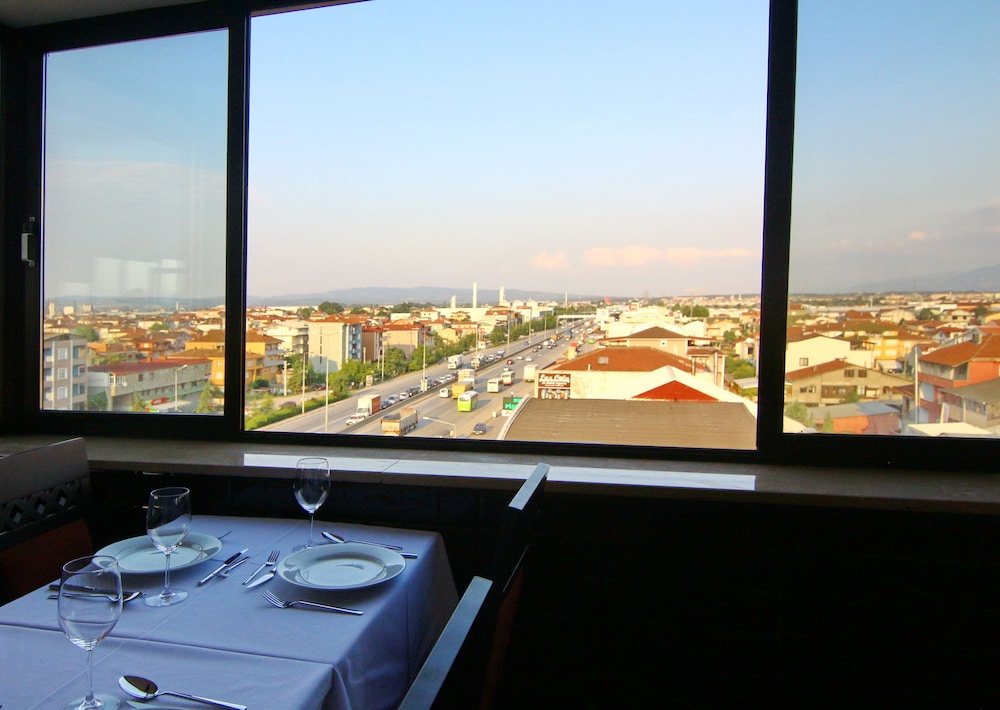 Rivada Otel 32/40