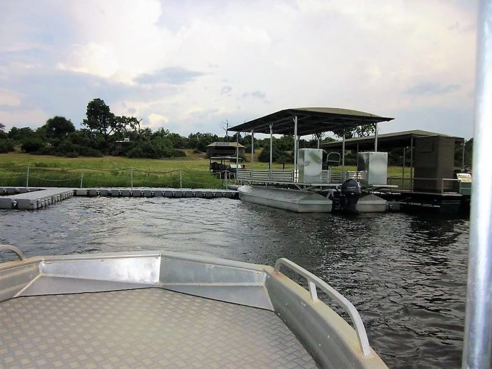 MUCHENJE SAFARI LODGE(T) 5/16