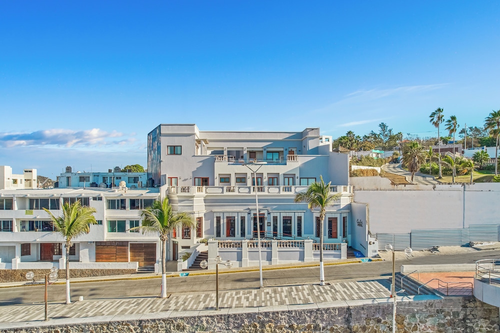 Casa Lucila Mazatlan Curamoria Collection 2/50