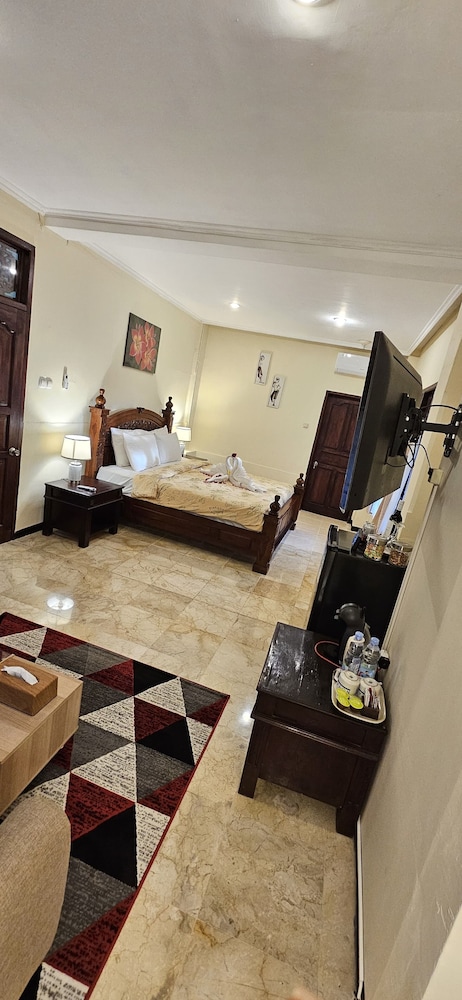 Royal Hotel and Villa Bali 9/48