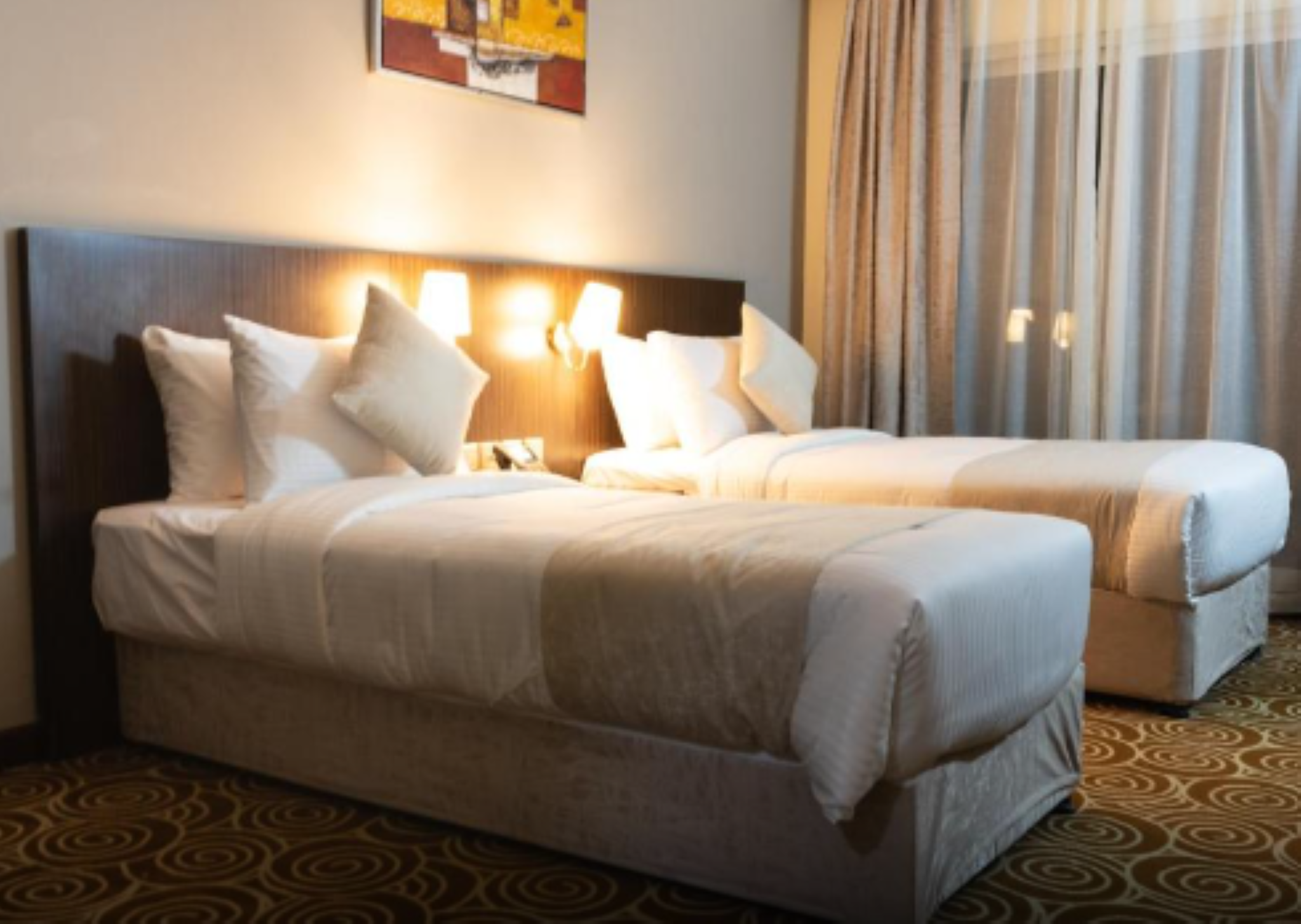 Concorde Palace Hotel 18/30