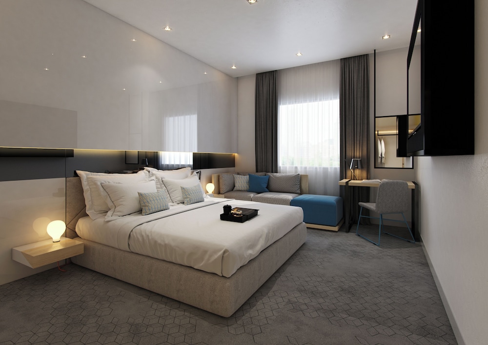 Urban Room with Twin Beds