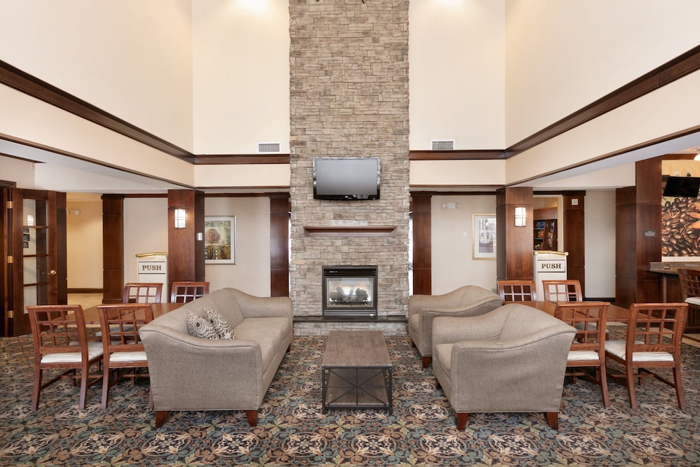Staybridge Suites Akron-Stow-Cuyahoga Falls 40/65