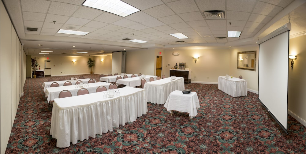 Black Bear Inn, an Ascend Collection Hotel 57/69