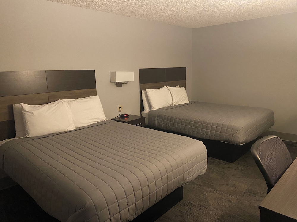 Lincoln Hotel 27/56
