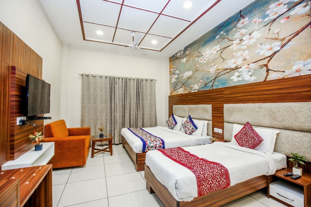 Hotel Karan Residency 16/50