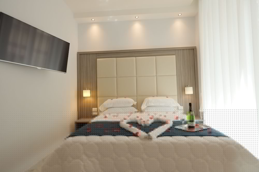 Garibaldi Suite 13/71