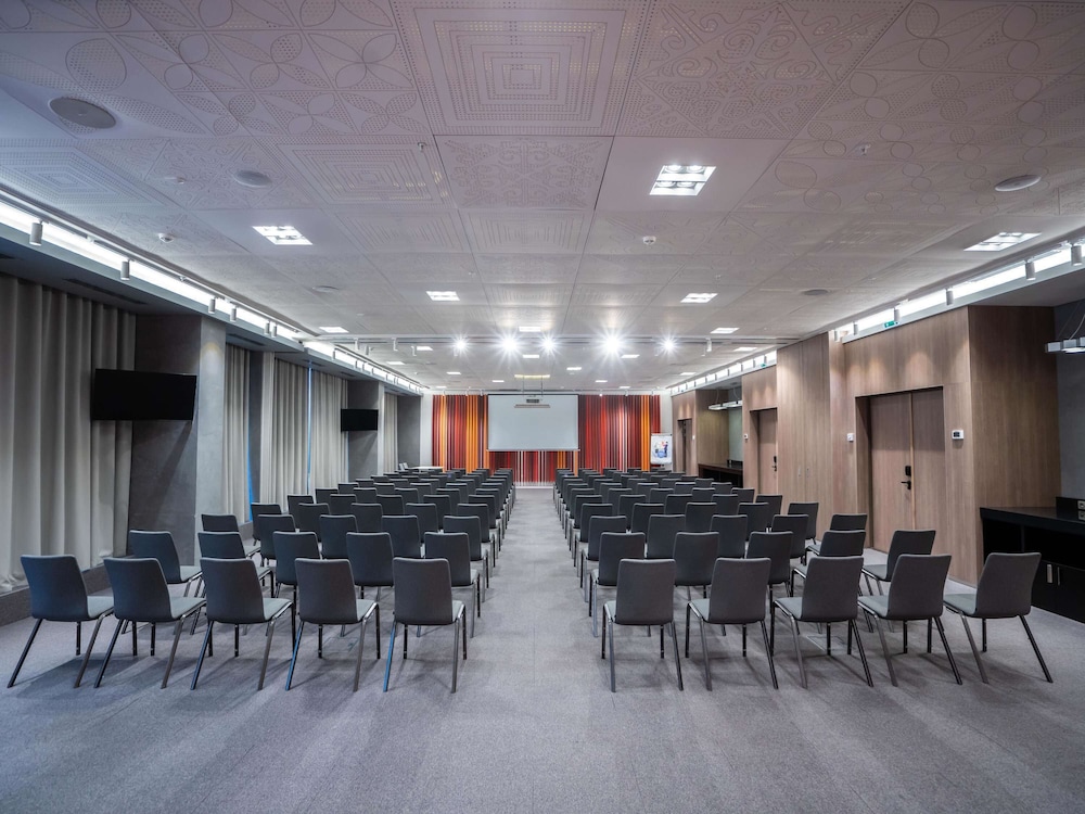 Novotel Almaty City Center 54/61