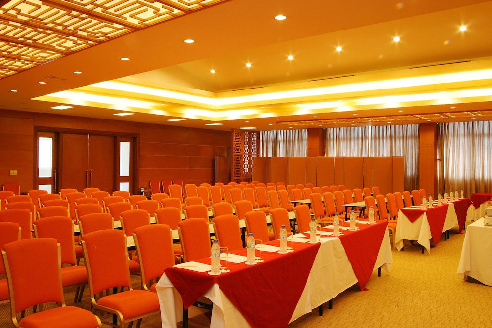 Muong Thanh Holiday Da Lat Hotel 55/70
