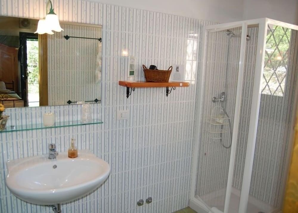 Antico Borgo 44/50