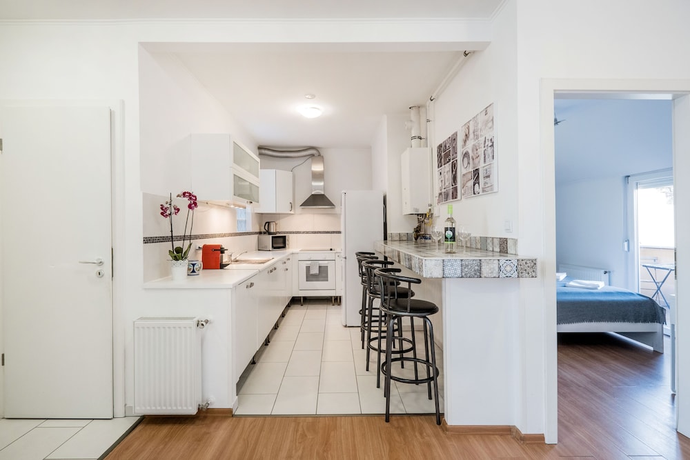 Grand Budapest Penthouse 41/82