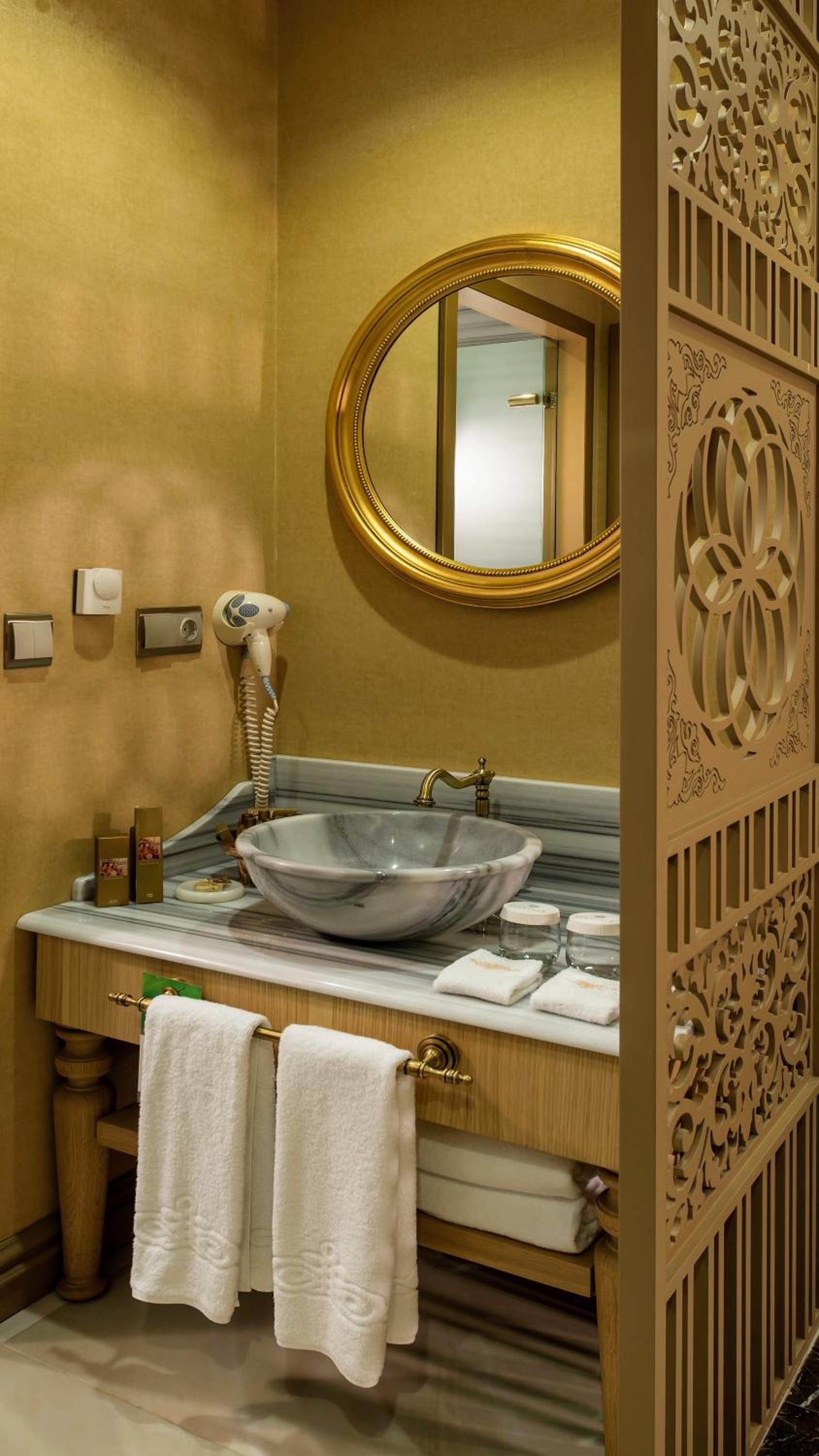 جناح بسرير كينج، Hotel Sultania Boutique Class 6/7
