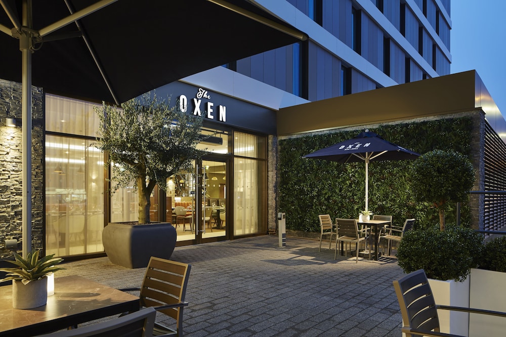 Courtyard By Marriott Oxford South 58/59