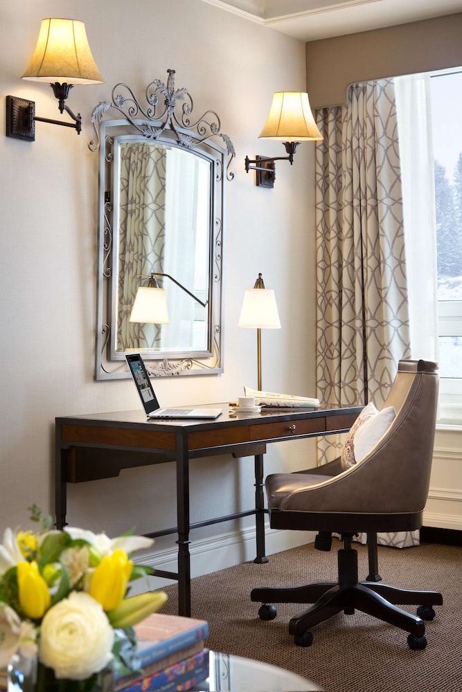 Fairmont Chateau Lake Louise 48/73