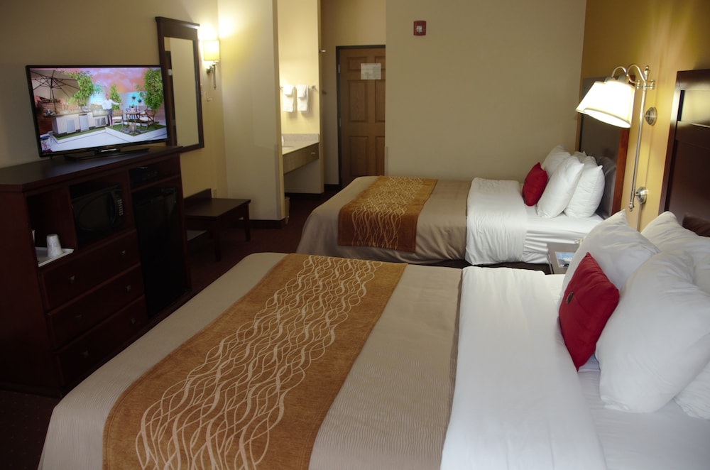 Americas Best Value Inn St. Robert 8/22