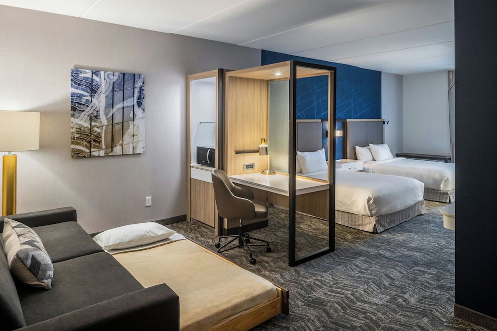 SpringHill Suites by Marriott Canfield 7/23
