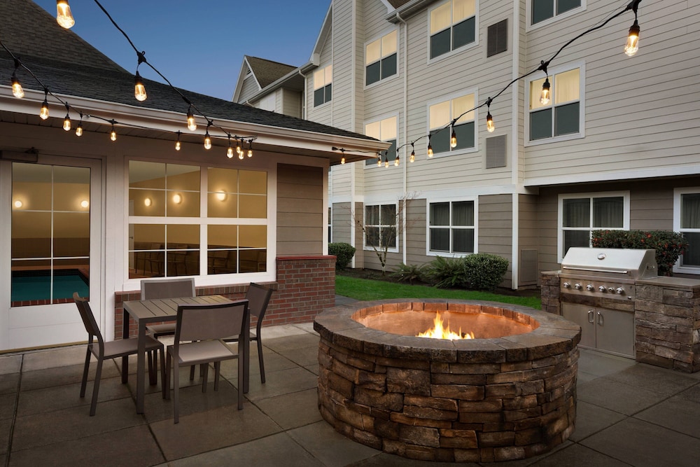 Residence Inn Salem 38/41
