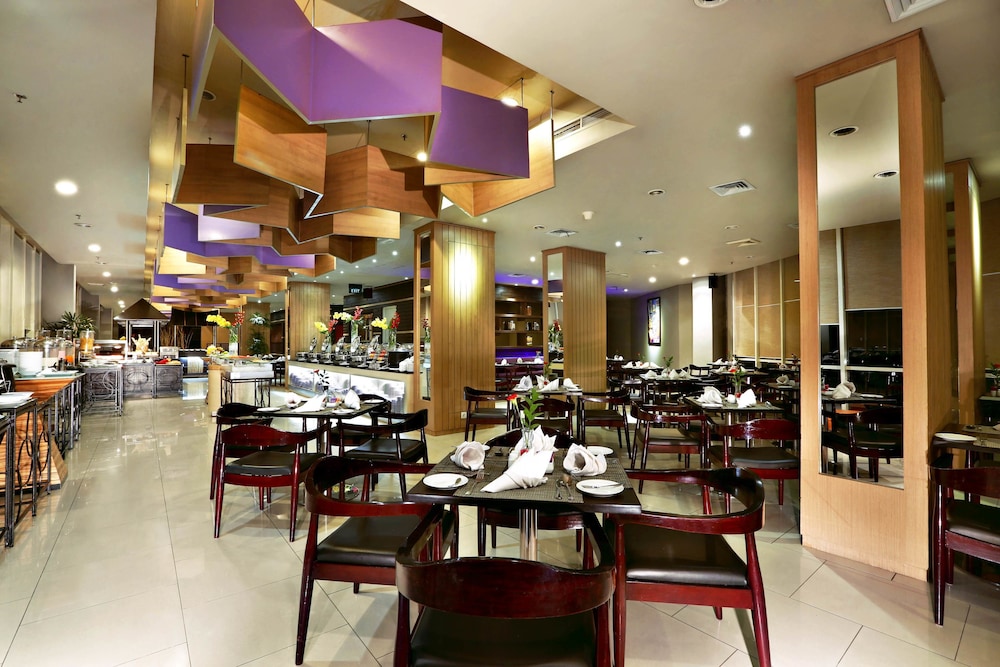 Atria Hotel Gading Serpong 46/72