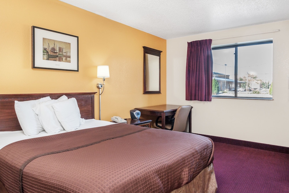 Magnuson Hotel Fort Wayne North Coliseum 20/63