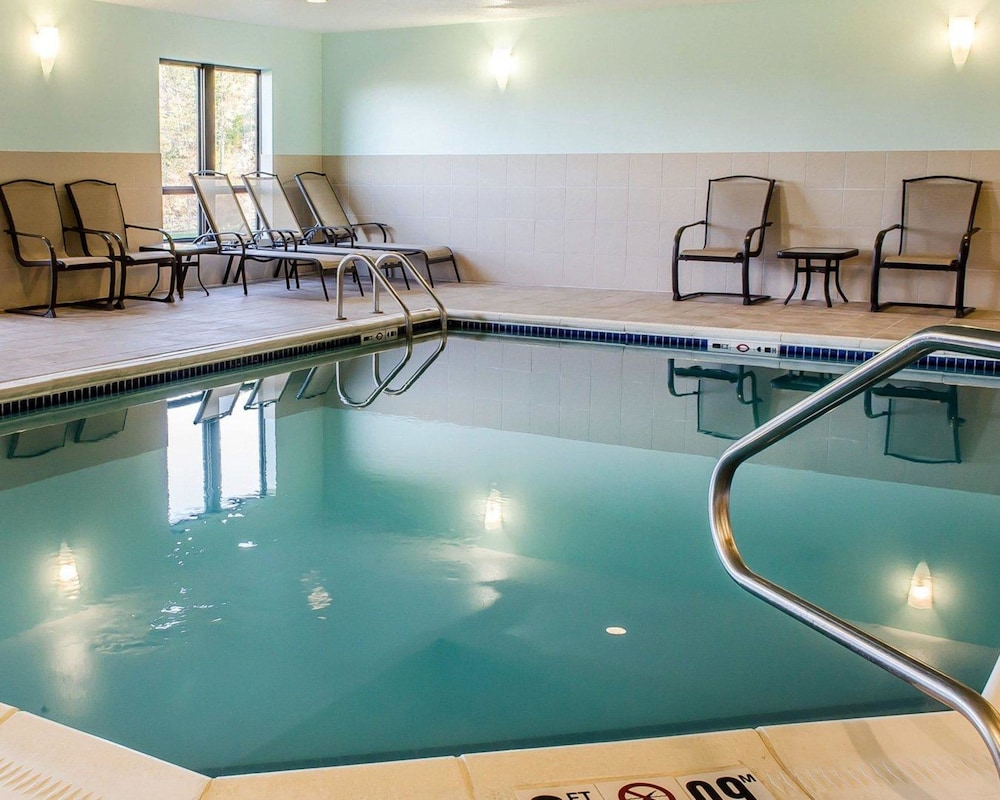 Comfort Suites Bloomsburg, PA 19/44