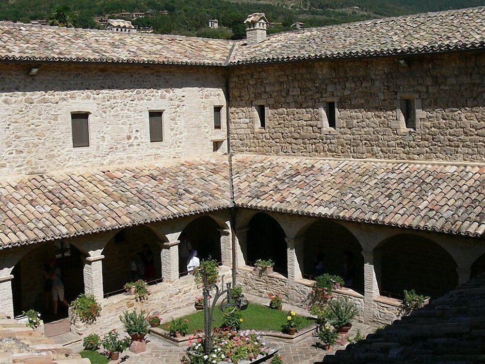 HOTEL MOM ASSISI 43/50