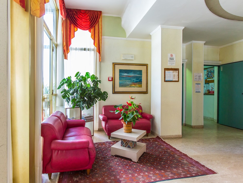 HOTEL DELFINO 13/24