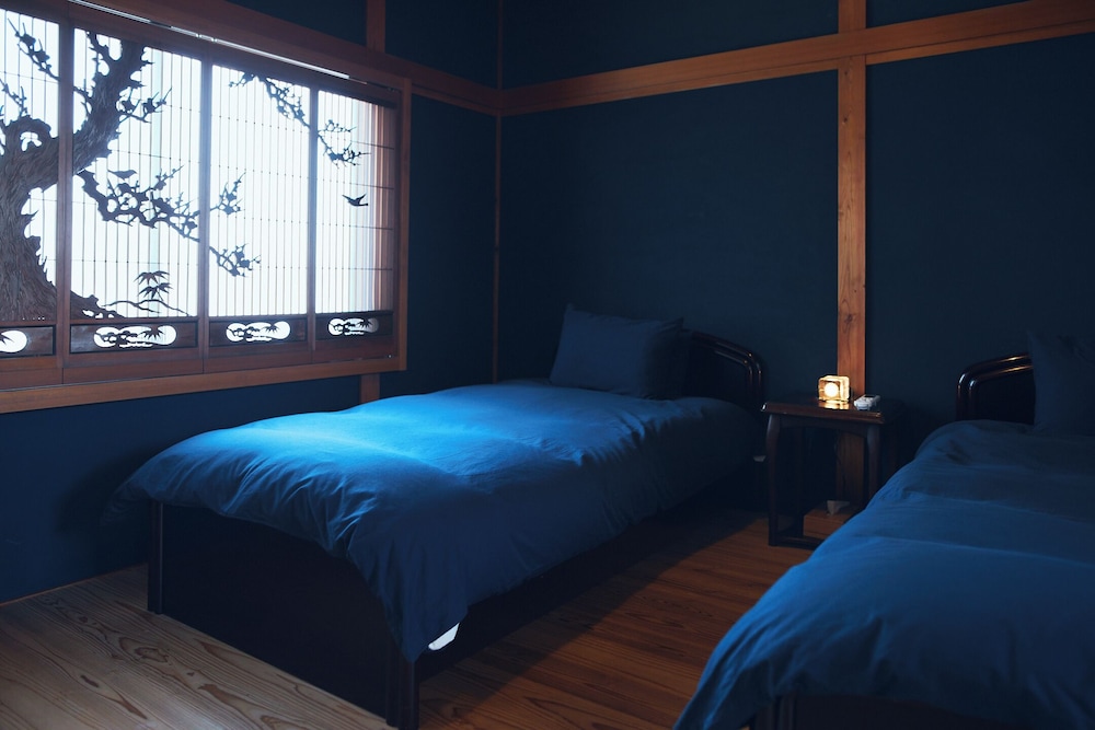 3 Bedrooms, Executive, Town House, Twin Beds, 4 Futon Beds, River View, Private Bathroom